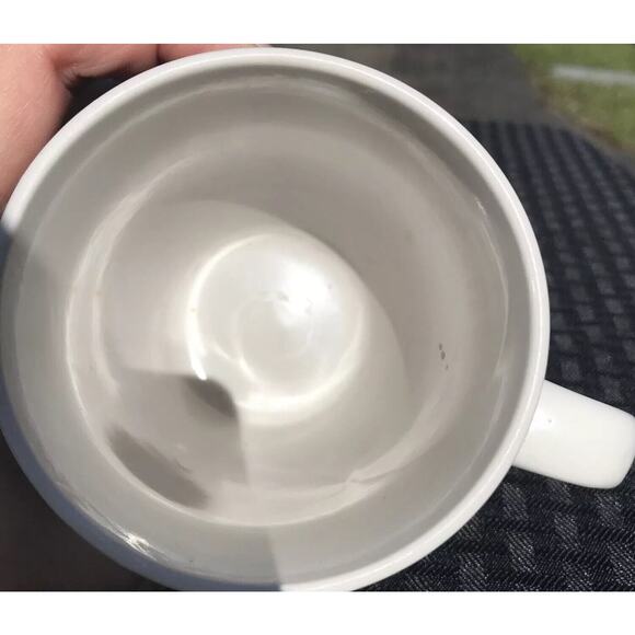 ND Exclusive Santa Claus Christmas Holiday Mug 14 oz. 3 1/2" X 4 1/4" USED - Picture 3 of 3